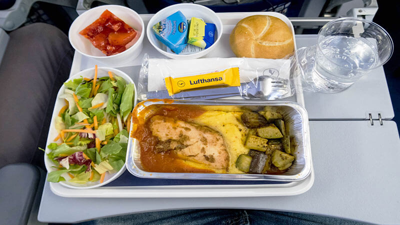 Explore Famous Airlines for In-Flight Meals